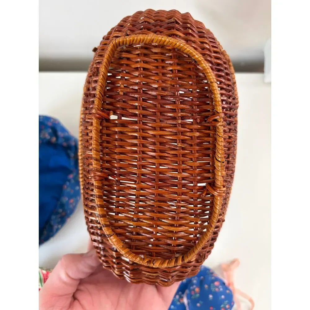 Vintage Wicker Duck Basket w 2 Handmade Liners & Bonnets Country Cottage Decor